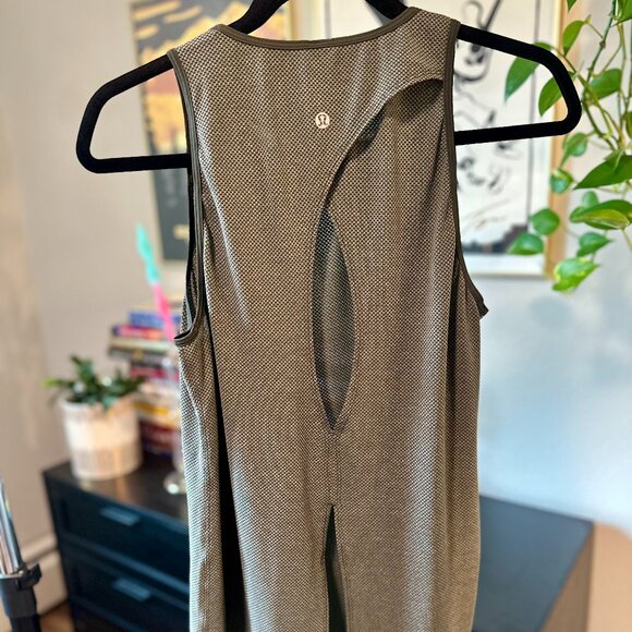 Lululemon Open Up Tank - Heathered Camo Green - Picture 1 of 4